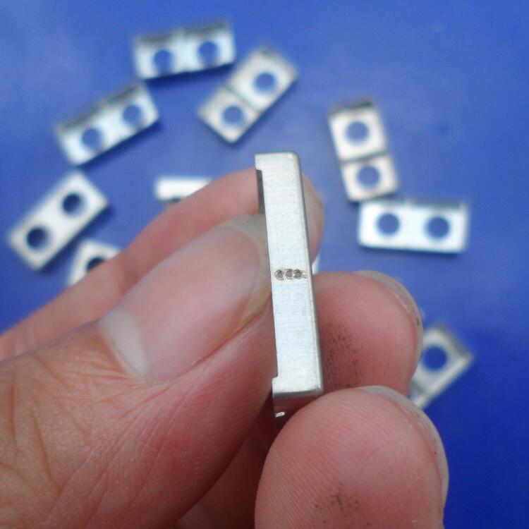 華為手機攝像頭焊接